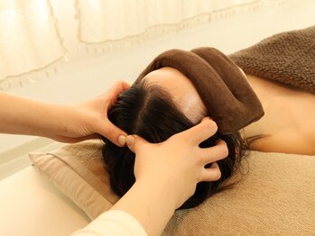 ハナ(hana)の写真/深い癒しと美しさを同時に☆ホットパットxドライヘッドスパで眼精疲労・肩こりを根本ケア♪小顔効果も◎