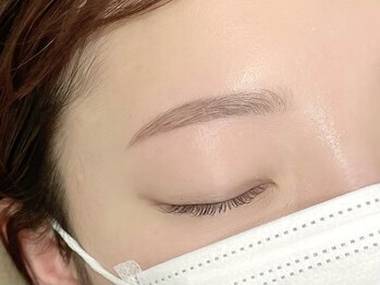 エルモ バイ エストアール(L'mo by est-r.)の写真/"第一印象UP"骨格や表情筋に合わせた黄金比で美眉に☆【眉毛スタイリング¥5500】パリジェンヌSETで更にお得