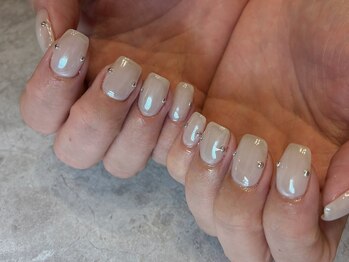 ちゅるん/ピアスネイル