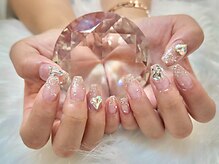 ジプソフィオーレ(Gypsofiore)/ラメグラデーションネイル