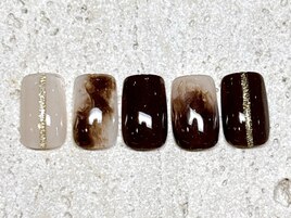 ブラウンニュアンスネイル