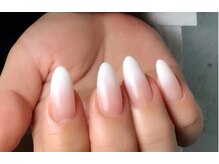 キャッツアイ(cat's eye)/グラデーションネイル