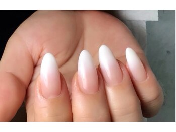 キャッツアイ(cat's eye)/グラデーションネイル