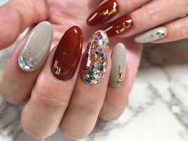 ボルドーにスタッツでアクセント