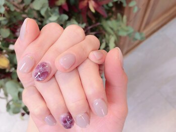 フォンテーヌブロー 野々市店(Fontaine Brow)/付け放題フリーデザインネイル