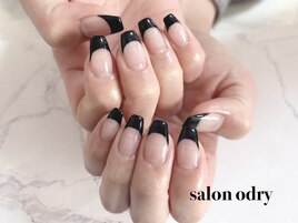 フレンチネイル