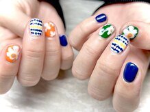 ジュリネイル(JULIE NAIL)
