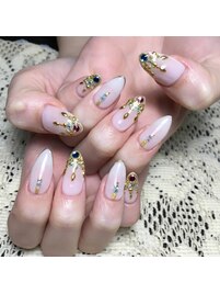 ちょっぴりエスニック風ネイル