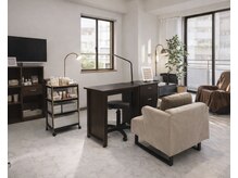 プラスミー(+me)の雰囲気（マンションの一室。白×茶の落ち着いた空間でおもてなしします。）