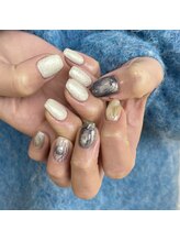 ネイルエース(Nail Ace)/ニュアンス×ワンカラーアシメ