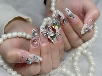 ビティ 横浜(Bitty)の写真/理想通りの指先が叶う！とにかく豊富な色、パーツ展開♪400色以上のカラーと100種類以上のパーツをご用意★