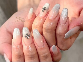 モアネイル(MORE-NAIL)の写真/【ハードジェル】長さ出しが得意なネイリスト在籍☆華やかな指先に♪爪の形や大きさにお悩みの方にも◎