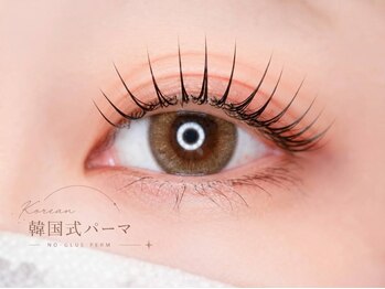 フィックスラッシュ 天王寺店(fix lash)の写真/韓国式まつげパーマでお目元完璧なトレンドの束感へ☆リピートNO.1メニューで愛され目元。