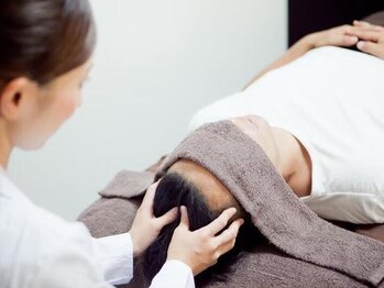 スーパースカルプ 大津店(SuperScalp)の写真/頭皮のニオイ.かゆみなど...頭髪のお悩みにも！オールハンドマッサージで肩首のコリや眼精疲労も◎