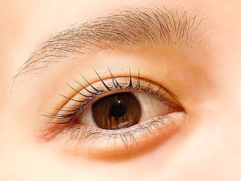 ルネッタプラス(LUNETTA＋)の写真/完全オーダーメイドのオリジナルまつ毛パーマ★目元の形やお悩みに合わせてご提案♪初心者さんにも◎