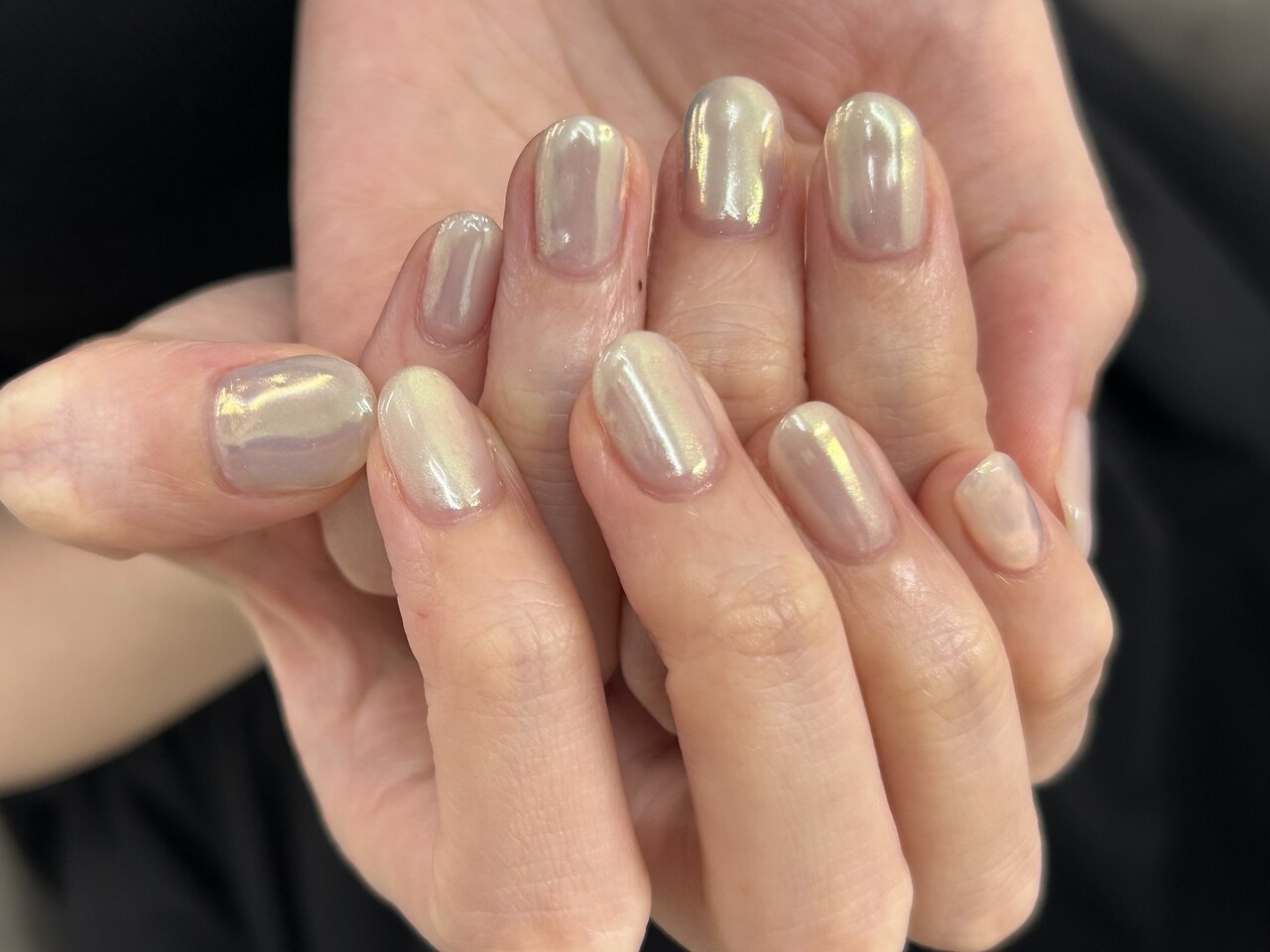 2026年冬トレンド】ホワイト ワンカラー ハンドのネイルデザイン集