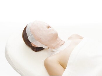 ポーラ ザ ビューティ イオンモール京都五条店(POLA THE BEAUTY)/首元から圧倒的なハリツヤ肌へ！