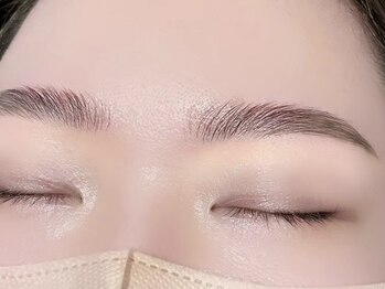 ミチ(michi)の写真/【眉毛はサロンで整える時代】上品で可愛らしい今風のナチュラル眉が人気♪西中島/新大阪/十三