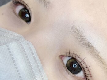 ミーア(mia)の写真/【フラットマットラッシュを使用☆】ゆったりした空間で親身なカウンセリング◎自身の目元のお悩みを解決♪