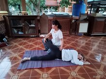 今回タイのお寺での施術です。インスタsince2012_world_massage