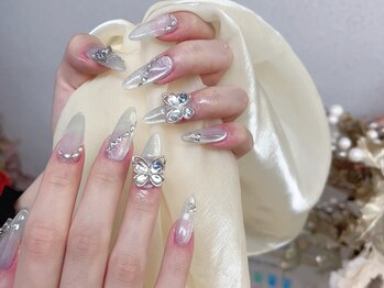 グロー ネイル(Glow Nail)/