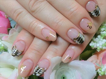 バーグ(bague)/ピーコックネイル