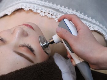 インディバケアプラチナム 心斎橋/インディバでお顔のケア