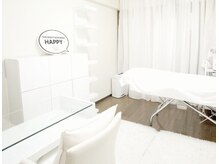 トータルビューティーサロン ハルキ(TOTAL BEAUTY SALON HARUKI)の雰囲気（お一人だけのプライベート空間。お悩みお聞かせください。）