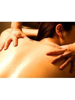 仕事帰り・早朝OKのサロン