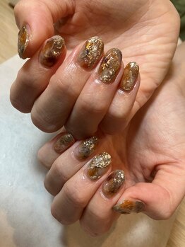 トータルビューティースペース レック 平塚駅前店(REC)の写真/【コンプレックス解消！】爪の薄さ！深爪！フォルム！自然な長さ出し★補強もお任せ◎爪を綺麗に魅せる♪