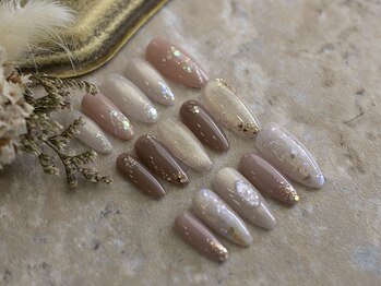 ネイルサロン レボルデ/今月のネイル10本デザイン