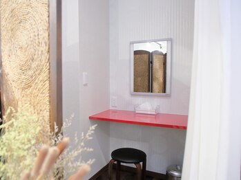 アオイ(aoi)/内観◇メイクスペース1