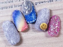 ネイルサロンレアリッチ 銀座店(Rare Rich)/ 「NAIL UP! 2019年7月号」掲載