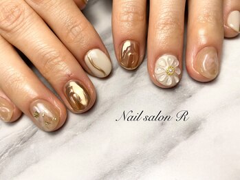 ネイルサロン アール(Nail salon R)/持ち込みデザイン