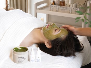 バザルナ(Basaluna)の写真/【年齢肌・毛穴悩みに】貴重な京都産宇治抹茶をたっぷり使用！小顔バザルトリンパ×オーガニックエステ