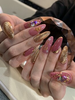 マリカ ネイルサロンアンドスクール(Malika)/