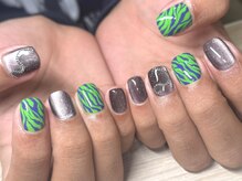スワロンネイル 名古屋店(SWALLON NAIL)/個性派ゼブラ