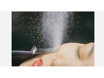 ヒロ 大分(Hiro)の写真/【毛穴レスの極み】超音波洗浄で汚れを一掃×イオン導入で濃密保湿。触れたくなるモチ肌を実感！