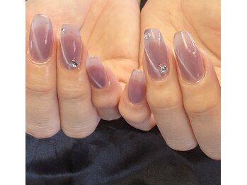 キキネイル(kiki nail 喜喜)の写真/【他店で断られた方もお任せください!】ちび爪も美フォルムへ◎自爪風の長さだしで理想の指先に♪
