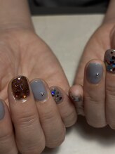 フィルネイル(fil nail)/ホロ×くすみブルーネイル