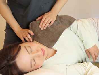 リバイブ(Revive)の写真/リピート90%以上！【整体×ドライヘッドスパ】プロの技、首の矯正でつまりをスッキリ解消！