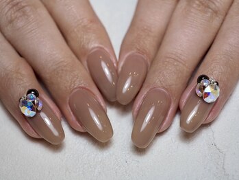 ミーナネイル(miinanail)/上品ゴージャスネイル