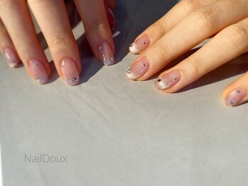 ネイル ドゥ 岡山駅前店(Nail Doux)の写真/敏感肌でジェルをあきらめていた方にも◎爪やお肌を守りながら美しさも叶う【La shadeラシェードネイル】