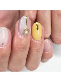ワンポイントパーツネイル