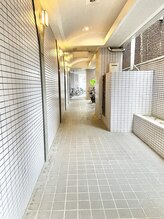 ウアラ(uala)/まっすぐお進みください