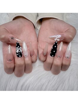 アミネイル(Ami Nail)/ワンホンガーリーネイル