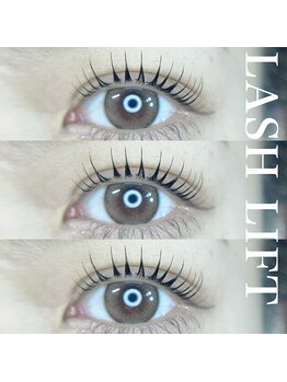 ネイルサロン R/デザインラッシュリフト