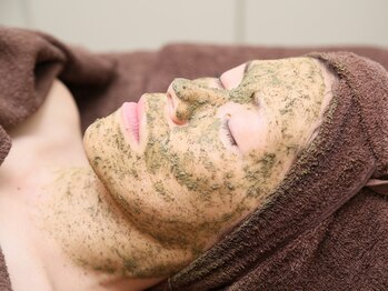 ヴィヴ コレビ(VIV COREBI)/REVIハーブピーリング取り扱い◎