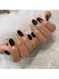 キラキラ埋めつくしネイル