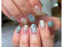 ネイルアンドアイラッシュスタジオ シュシュ(chouchou)/ぷっくりお花ニュアンスネイル